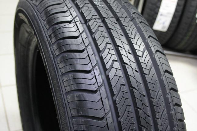 Maxxis Bravo HP-M3 215/55 R17 94V