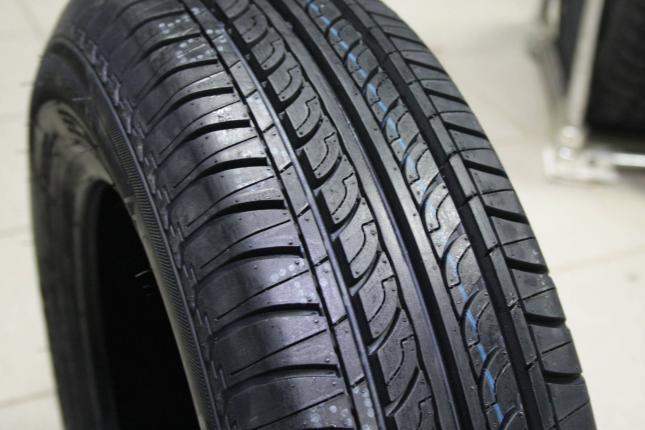 Centara Vanti Touring 165/60 R14 75T