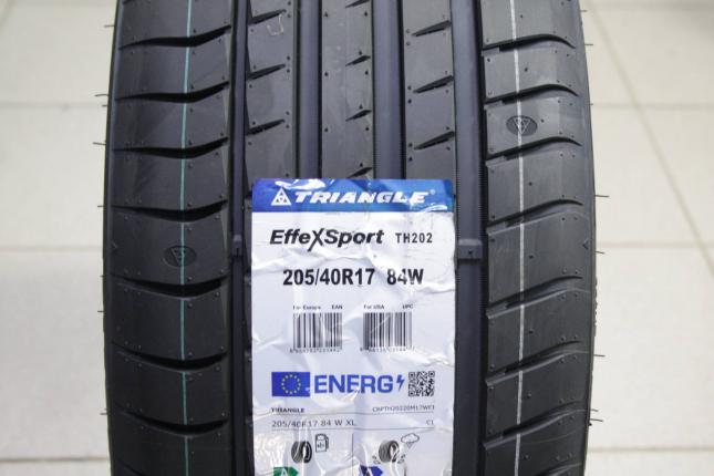 Triangle EffeXSport TH202  205/40 R17  84W