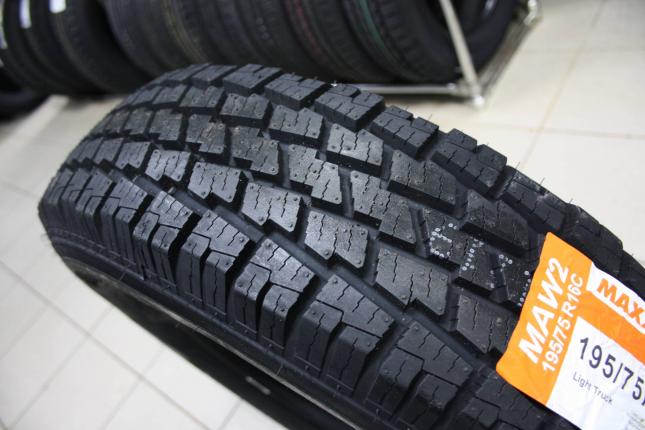 Maxxis MA-W2 195/75 R16C 107/105R