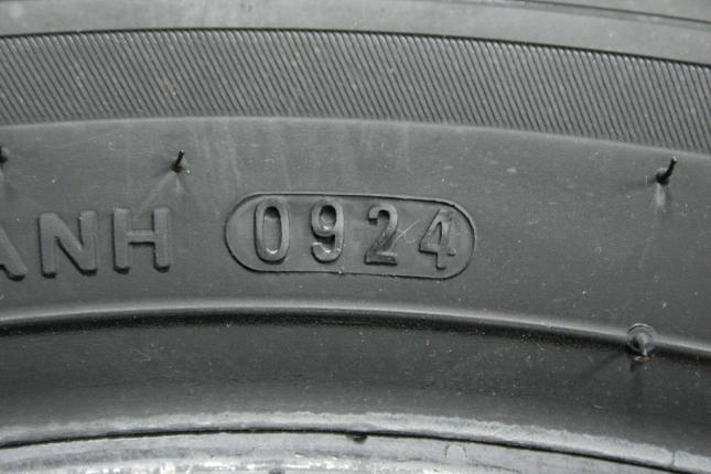 Kumho Crugen Premium KL33 215/65 R16 98H