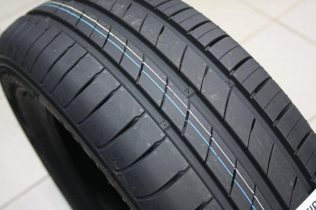 Kumho Ecsta HS52 185/60 R15 88H