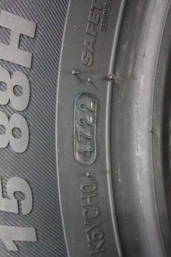 Kumho Ecsta HS52 185/60 R15 88H