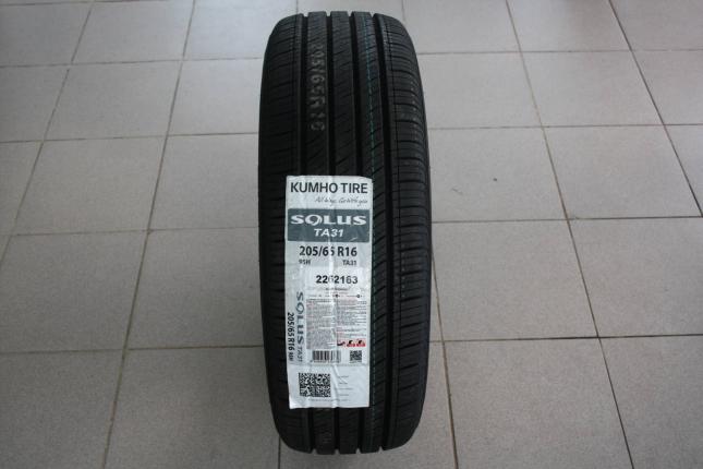 Kumho Solus TA31 205/65 R16 95H