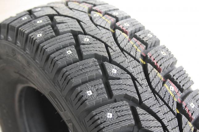 Centara Snow Cutter 175/70 R13 82T