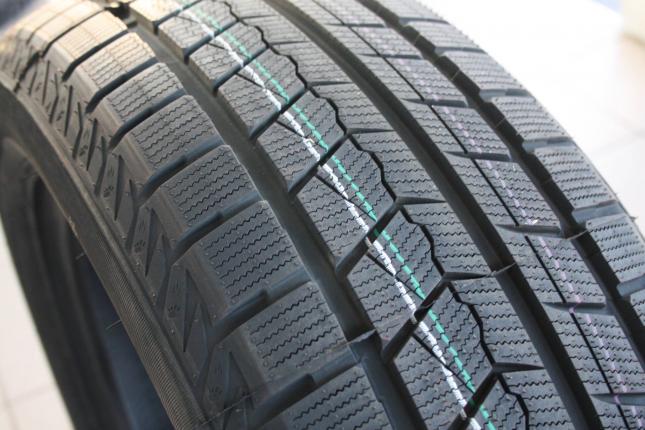 Arivo Winmaster ARW2  255/50 R19 107H