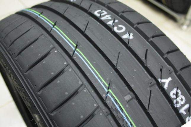 Kumho Ecsta PS71 225/40 R18 92Y