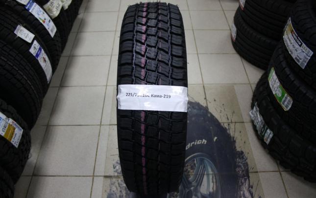 КАМА Кама-219 225/75 R16 104Q