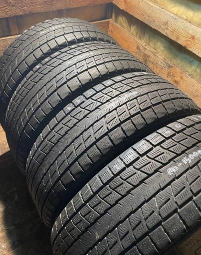 Dunlop Winter Maxx SJ8 235/60 R18