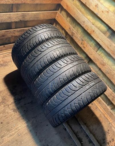 Bridgestone Ice Cruiser 7000 215/60 R16