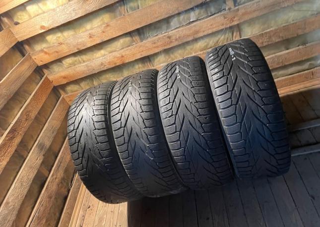 Nokian Tyres Hakkapeliitta R2 SUV 265/60 R18