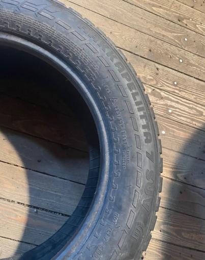 Nokian Tyres Hakkapeliitta 7 SUV 225/60 R17