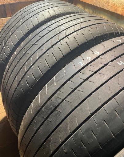 Bridgestone Dueler H/L 33A 235/55 R20