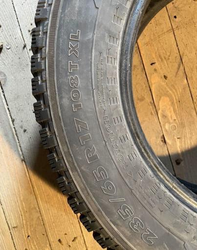 Nokian Tyres Hakkapeliitta 5 SUV 235/65 R17