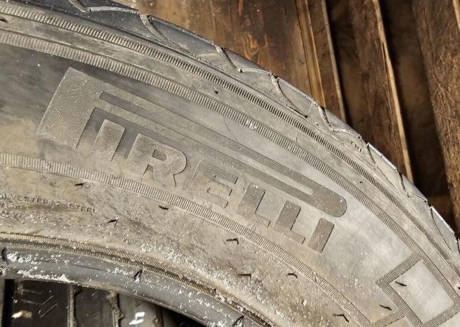 Pirelli Chrono 2 215/65 R15C