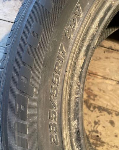Hankook Dynapro HP2 RA33 235/55 R17