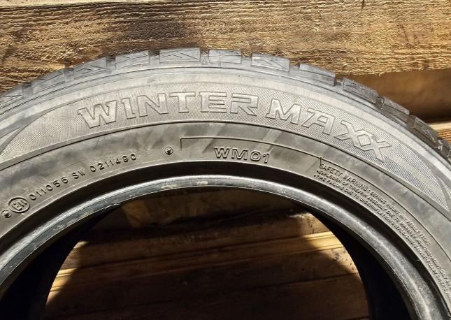 Dunlop Winter Maxx WM01 205/60 R16