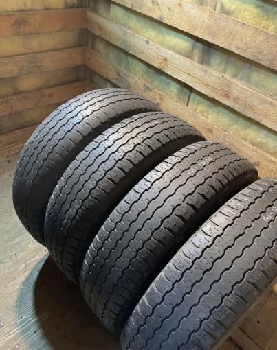 Bridgestone Dueler H/T D689 205/80 R16