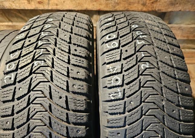 Michelin X-Ice North 3 205/60 R16