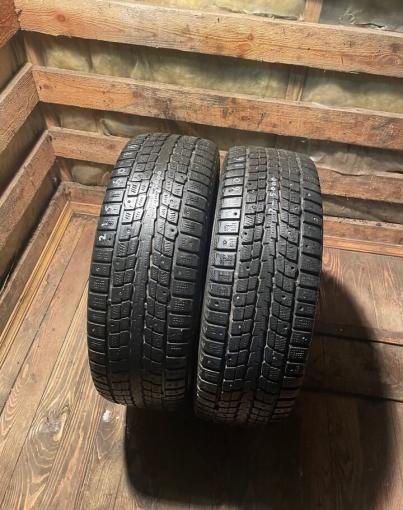 Dunlop SP Winter Ice 01 215/60 R16