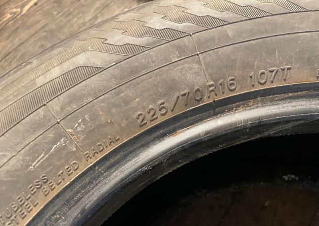 Yokohama Ice Guard IG35 225/70 R16