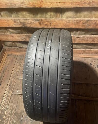 Royal Black Royal Performance 275/40 R20