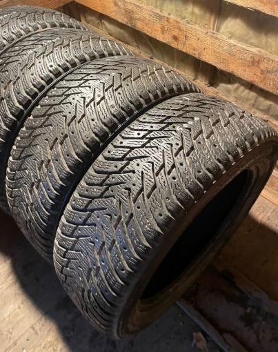 Nokian Tyres Hakkapeliitta 8 215/55 R17