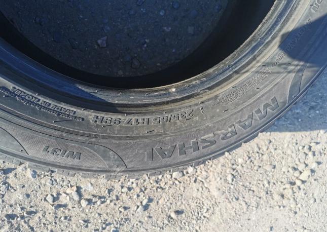 Marshal WinterCraft Ice WI31 235/55 R17