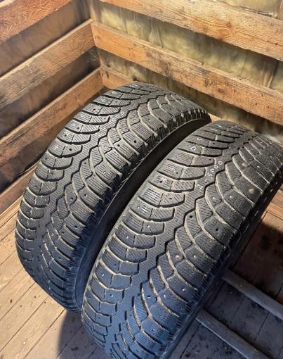 Bridgestone Blizzak Spike-01 235/65 R17