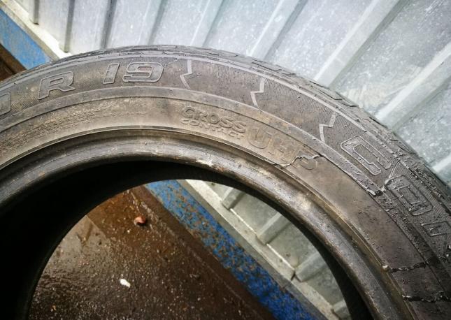 Continental CrossContact UHP 255/50 R19