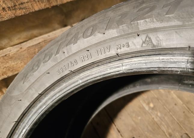 Pirelli Scorpion Winter 295/40 R21