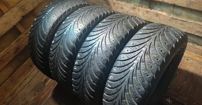 Goodyear UltraGrip Extreme 195/65 R15