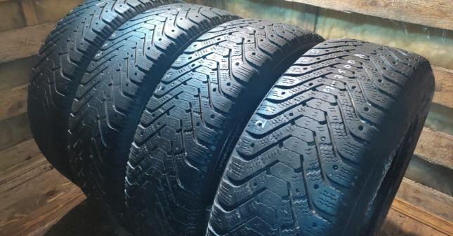 Goodyear UltraGrip 500 225/65 R17