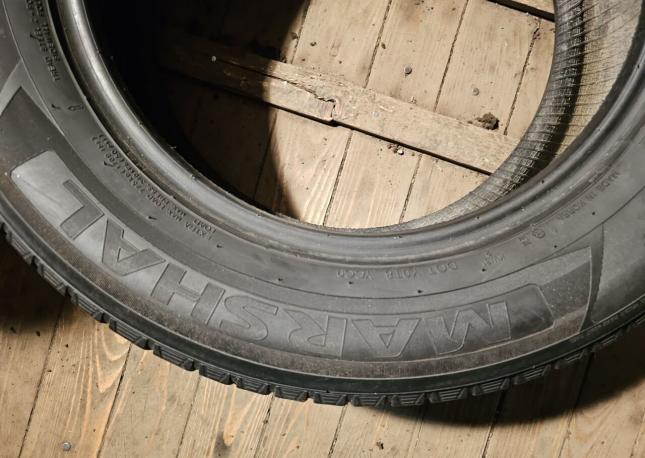 Marshal I&#39;Zen KW31 215/60 R16