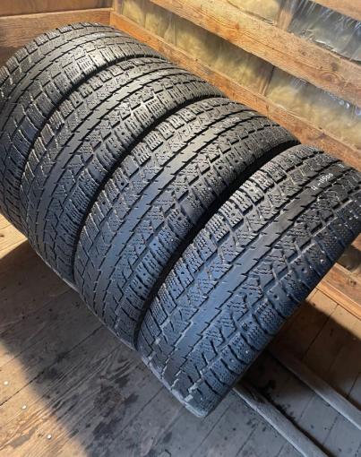 Viatti Vettore Inverno V-524 235/65 R16C