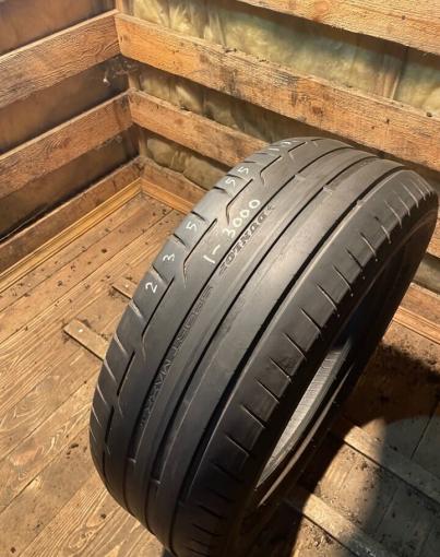 Dunlop Sport Maxx RT 235/55 R17