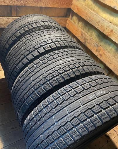 Yokohama Ice Guard IG20 235/55 R17