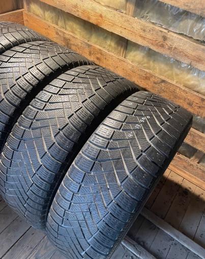 Pirelli Ice Zero FR 225/60 R18