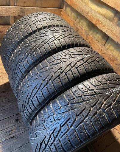 Nokian Tyres Hakkapeliitta 7 SUV 235/65 R17