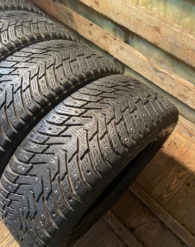 Nokian Tyres Hakkapeliitta 8 215/60 R16