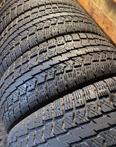 Viatti Vettore Inverno V-524 235/65 R16C