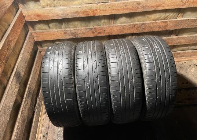 Bridgestone Dueler H/P Sport 215/65 R16