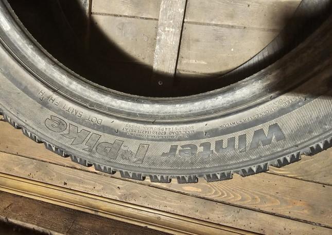 Hankook Winter I&#39;Pike 215/55 R17