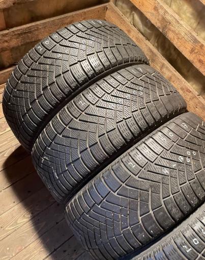 Pirelli Ice Zero FR 205/50 R17