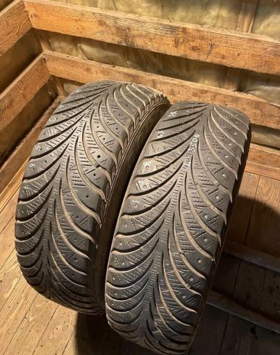 Goodyear UltraGrip Extreme 195/65 R15