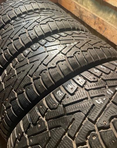 Pirelli Ice Zero 215/65 R17