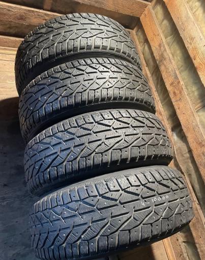 Kormoran SUV Stud 215/65 R16