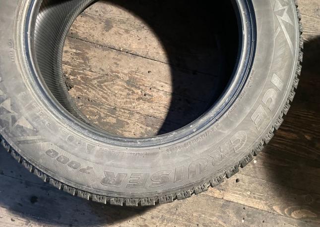 Bridgestone Ice Cruiser 7000 235/65 R18