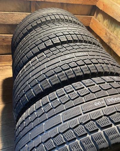 Yokohama Ice Guard IG20 235/55 R17