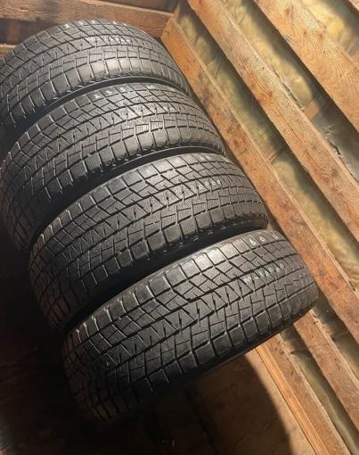 Bridgestone Blizzak DM-V1 235/60 R18